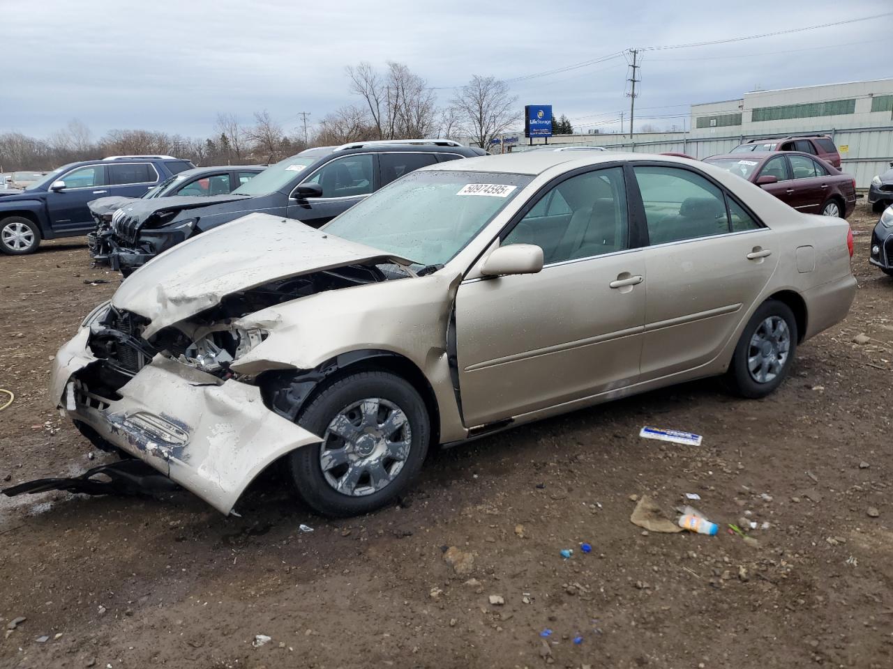 TOYOTA CAMRY LE 2004