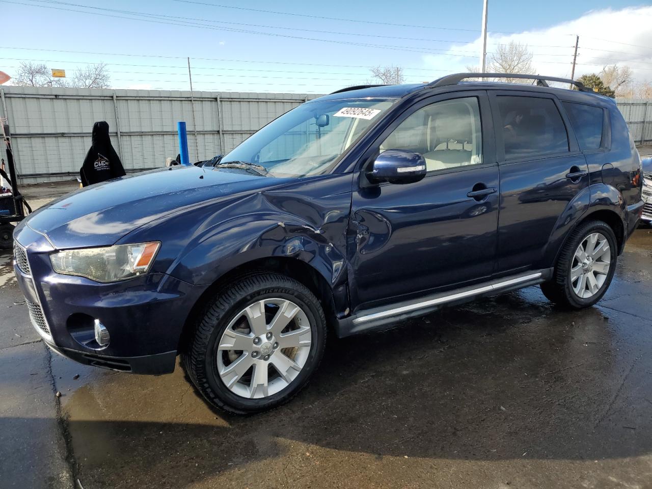 MITSUBISHI OUTLANDER 2012
