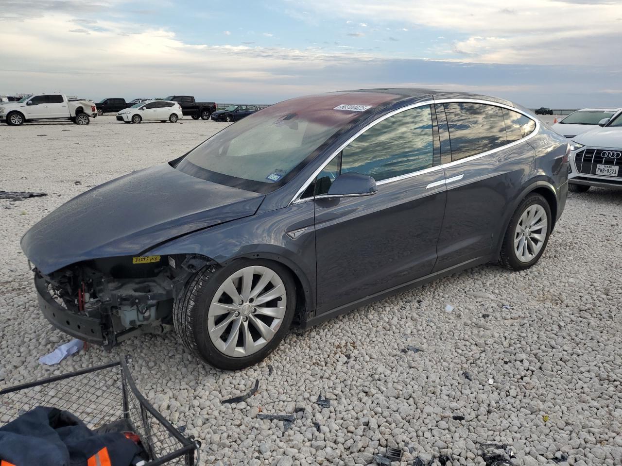 TESLA MODEL X 2016
