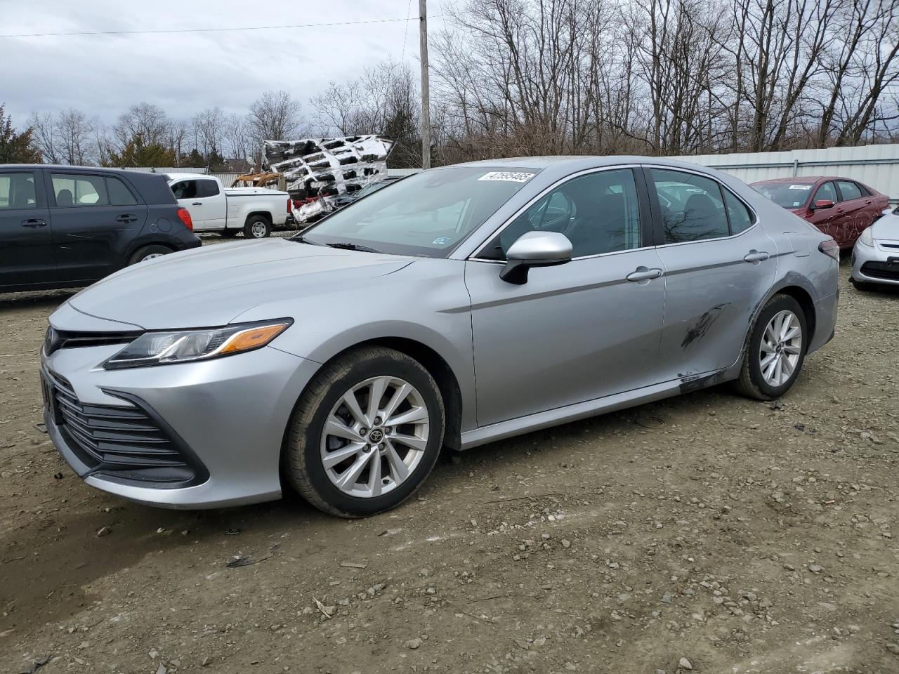TOYOTA CAMRY LE 2021