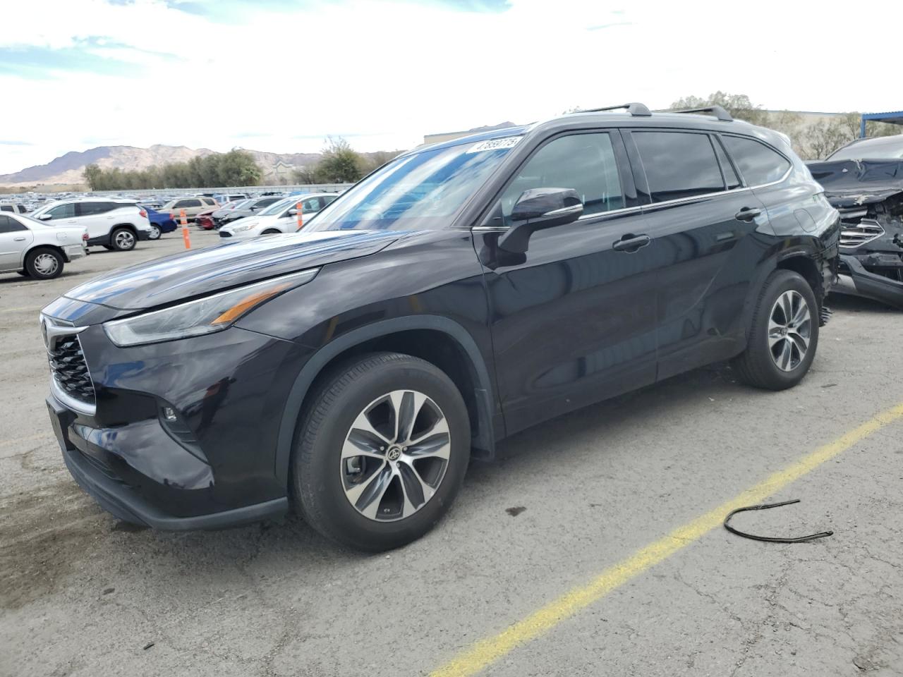 TOYOTA HIGHLANDER 2021