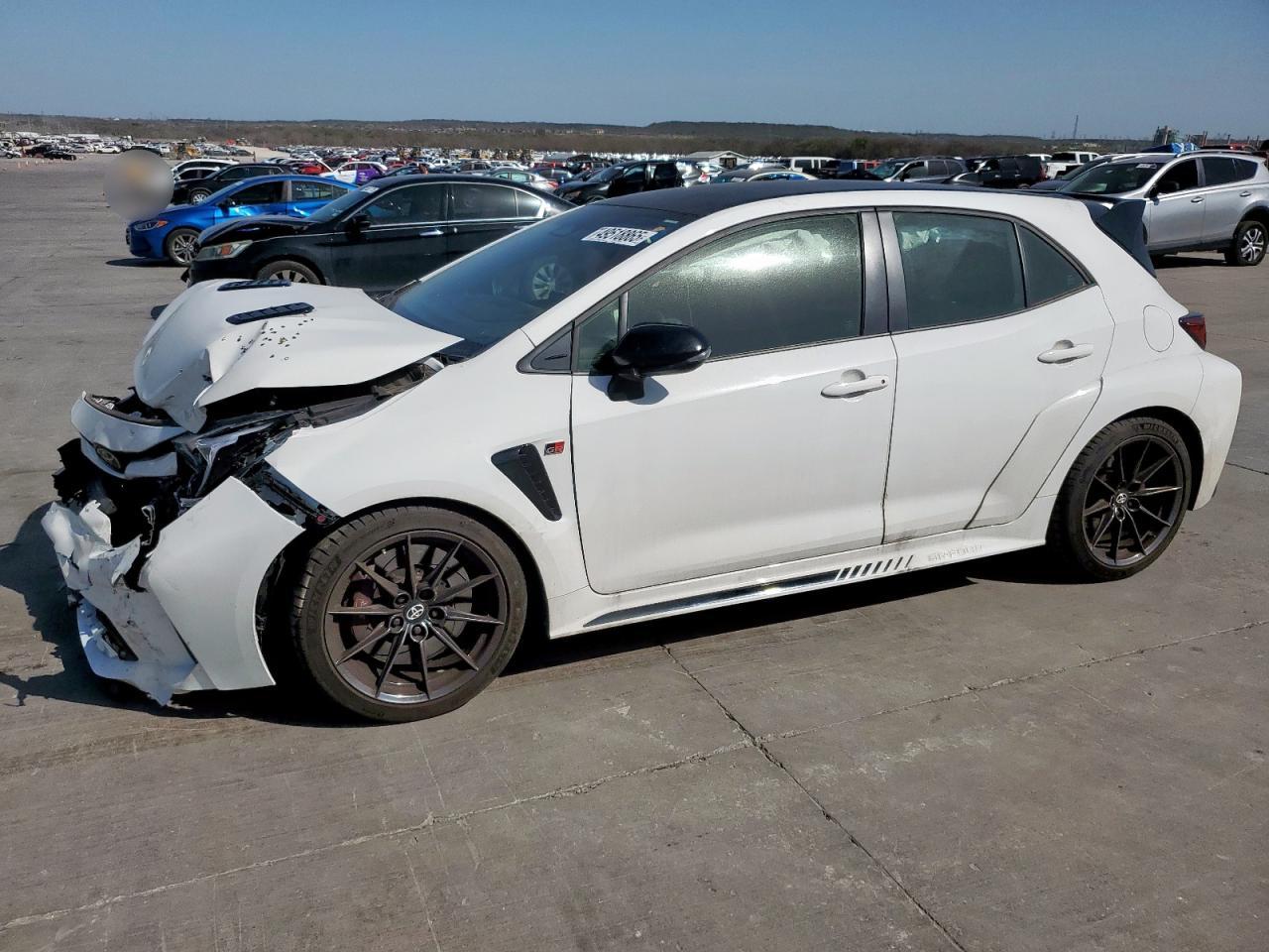 TOYOTA GR COROLLA 2024