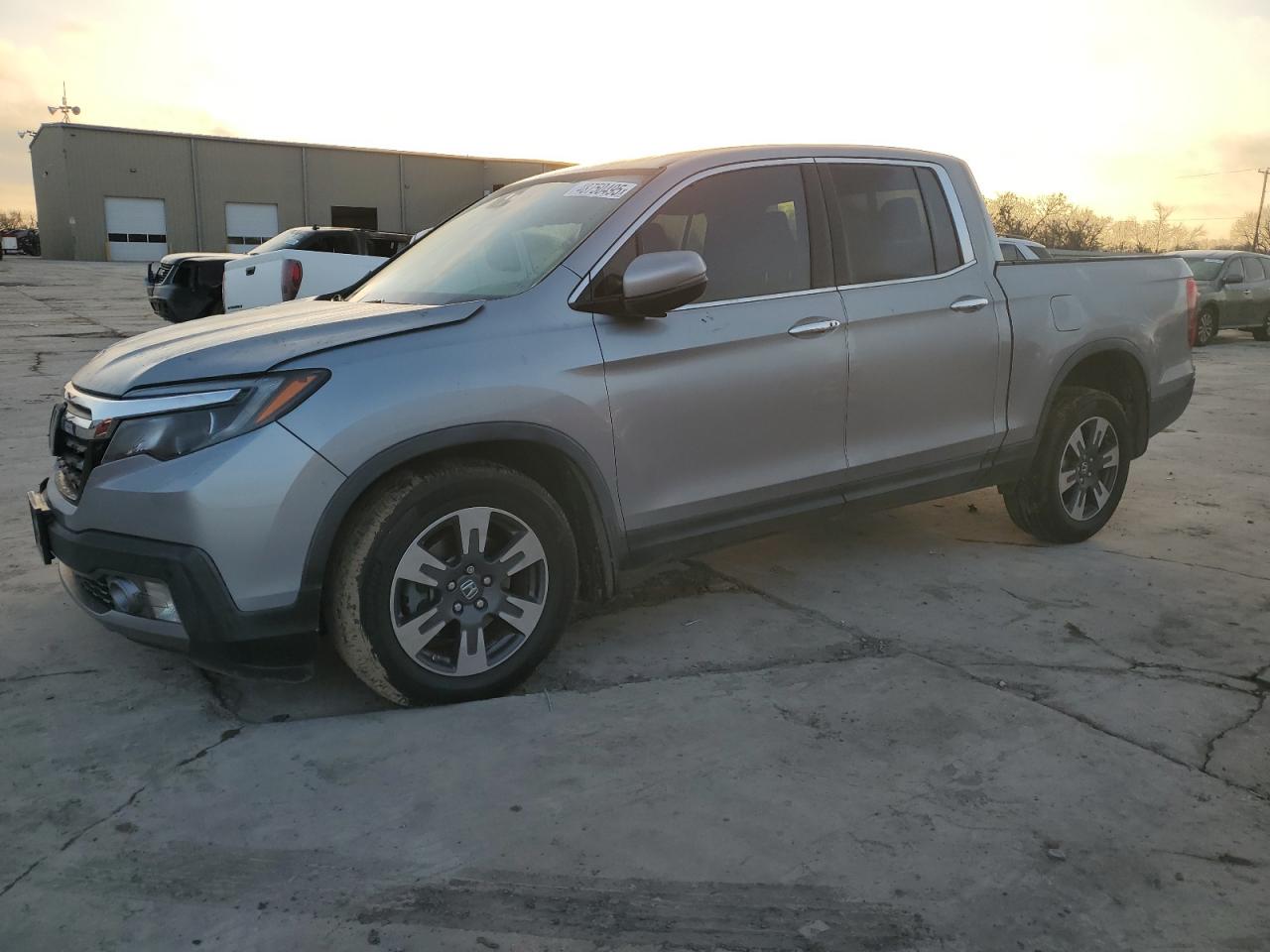 HONDA RIDGELINE 2017