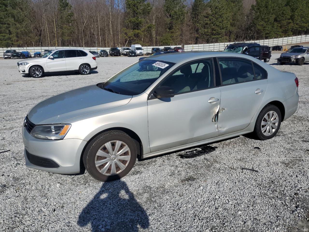 VOLKSWAGEN JETTA BASE 2011