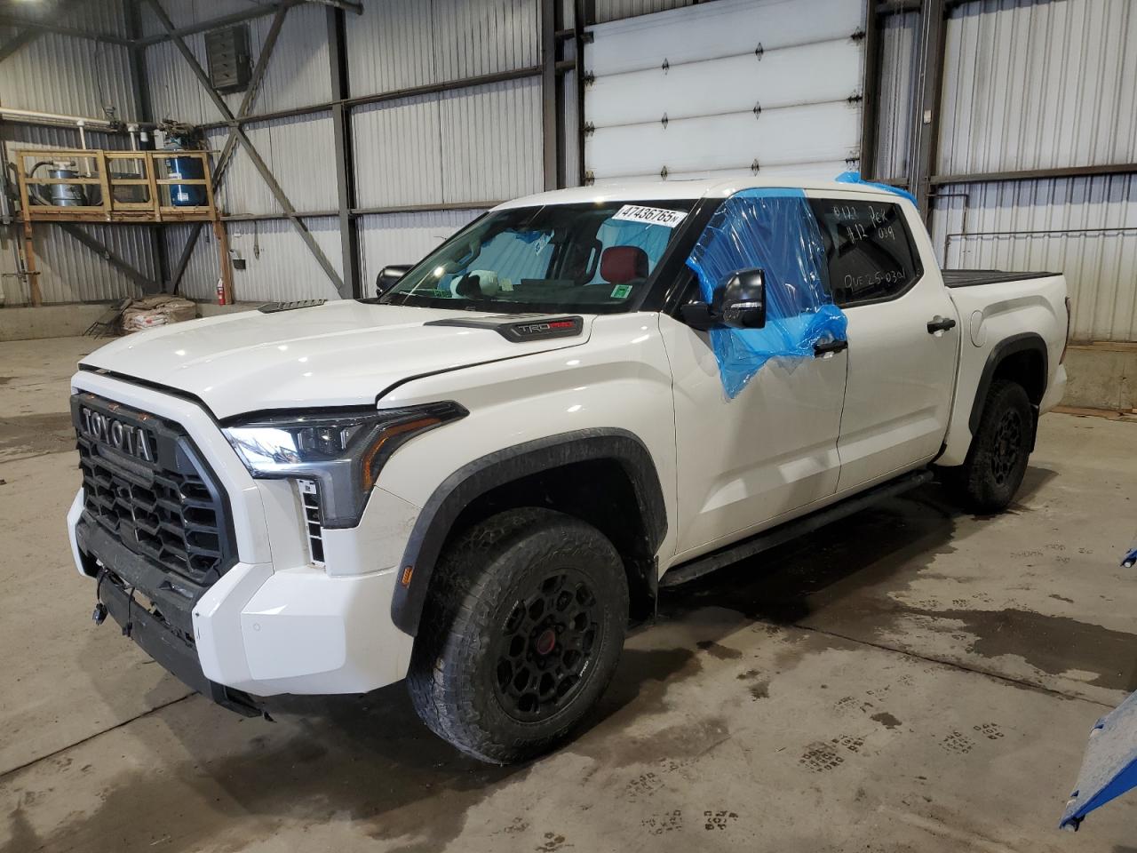 TOYOTA TUNDRA CRE 2023