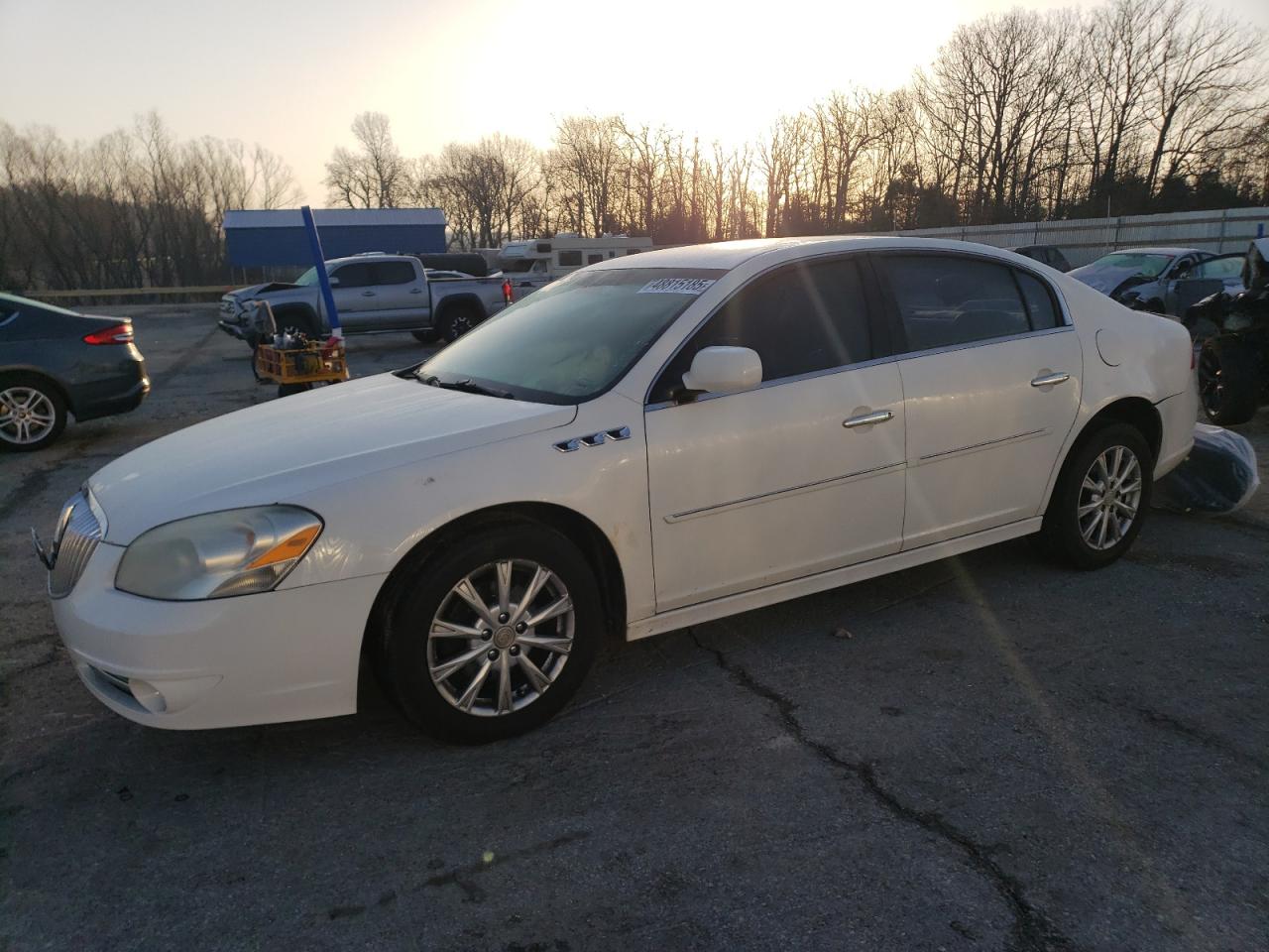 BUICK LUCERNE CX 2011