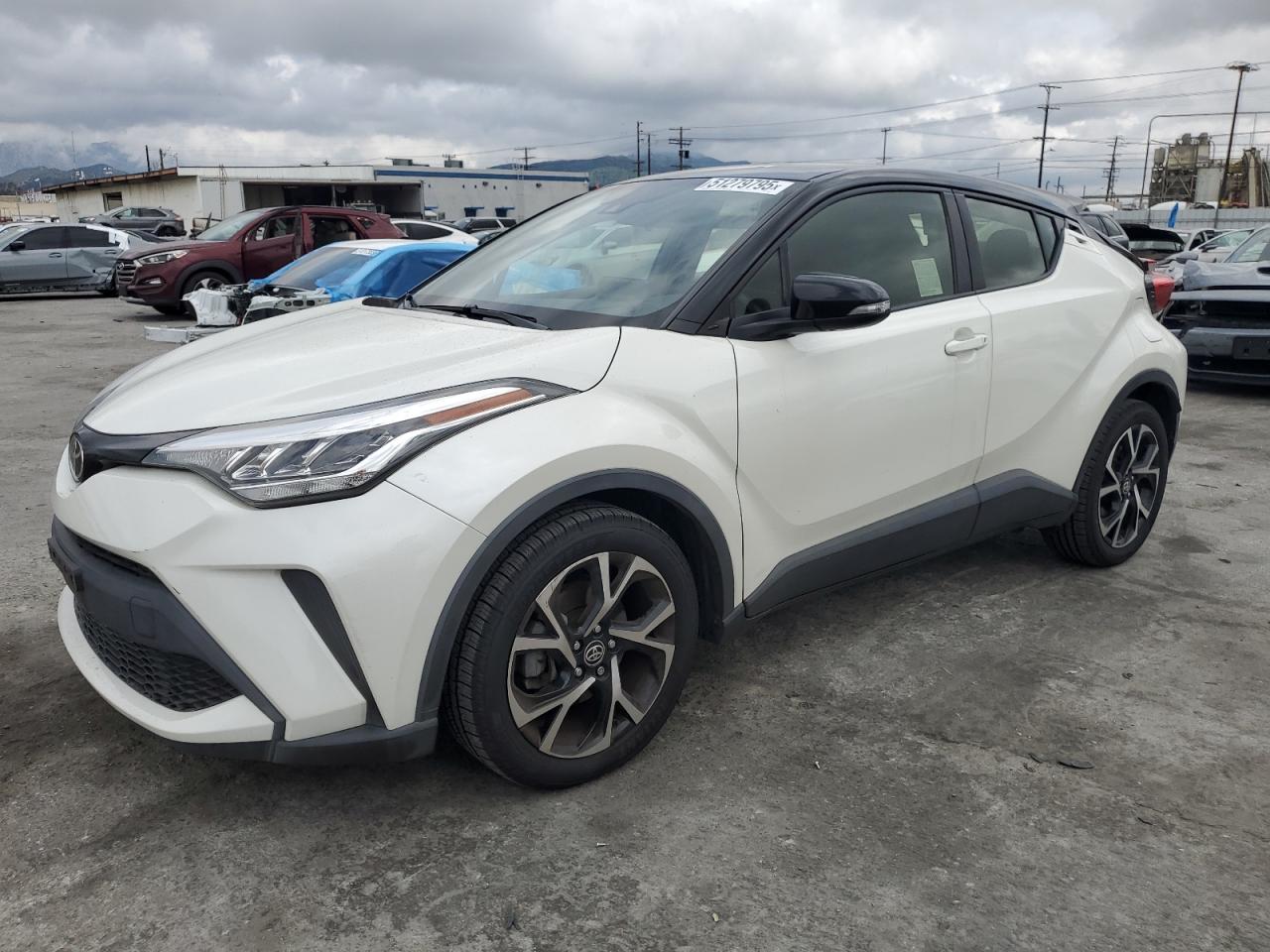 TOYOTA C-HR XLE 2020