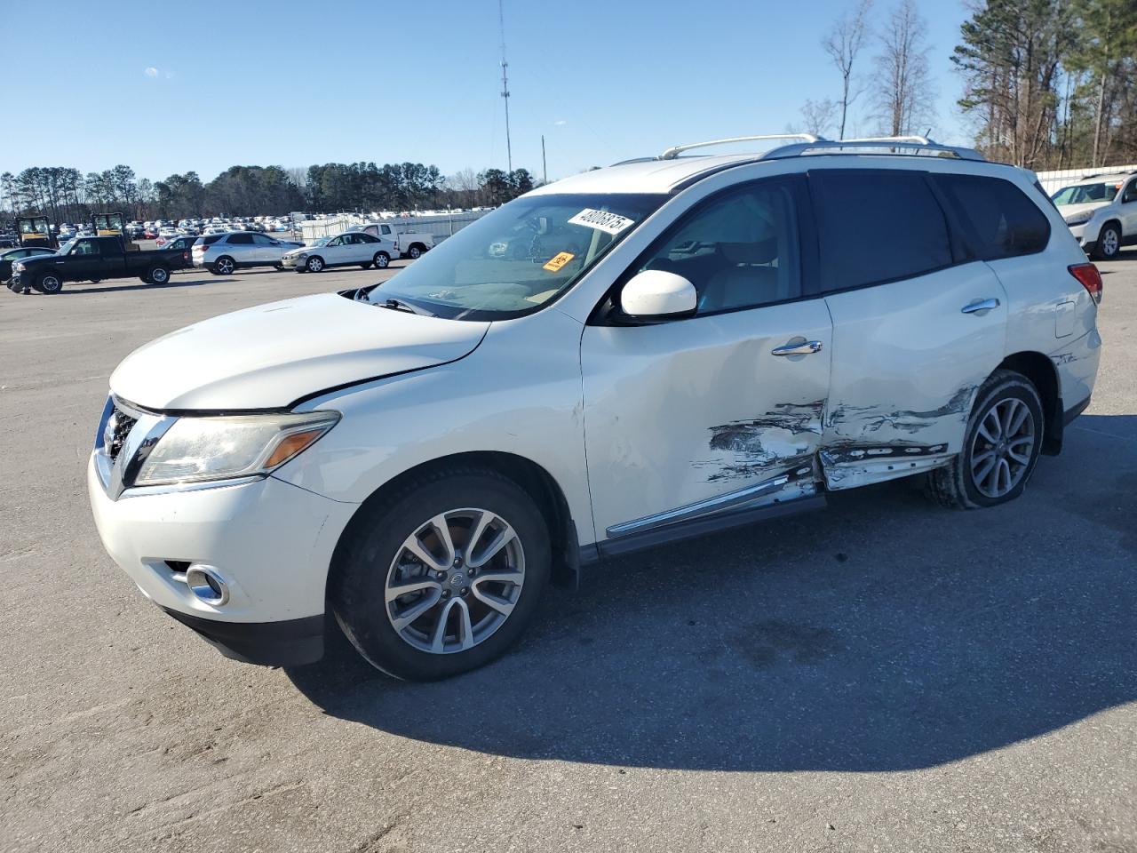 NISSAN PATHFINDER 2015