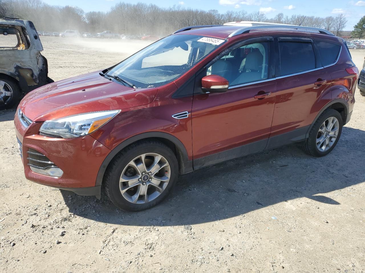 FORD ESCAPE TIT 2014