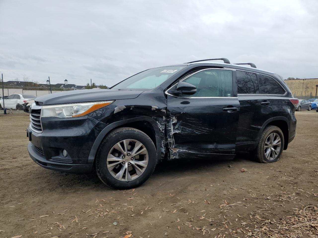 TOYOTA HIGHLANDER 2015