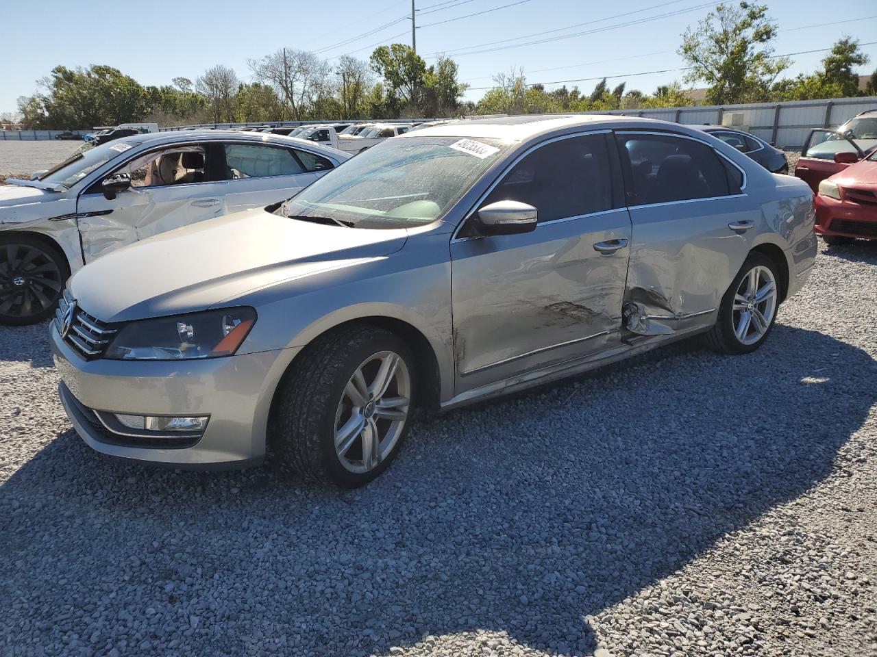 VOLKSWAGEN PASSAT SE 2014