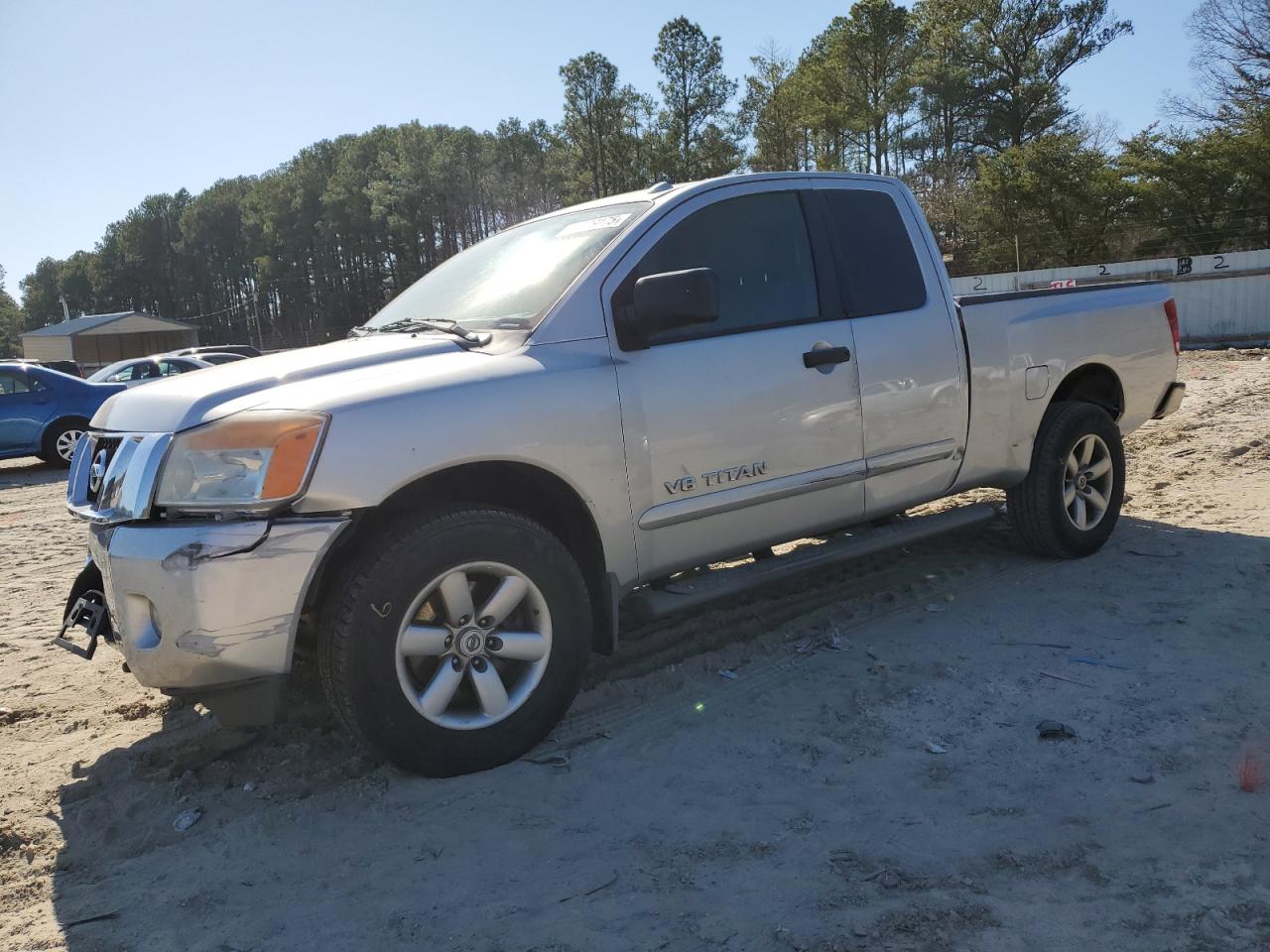 NISSAN TITAN S 2014