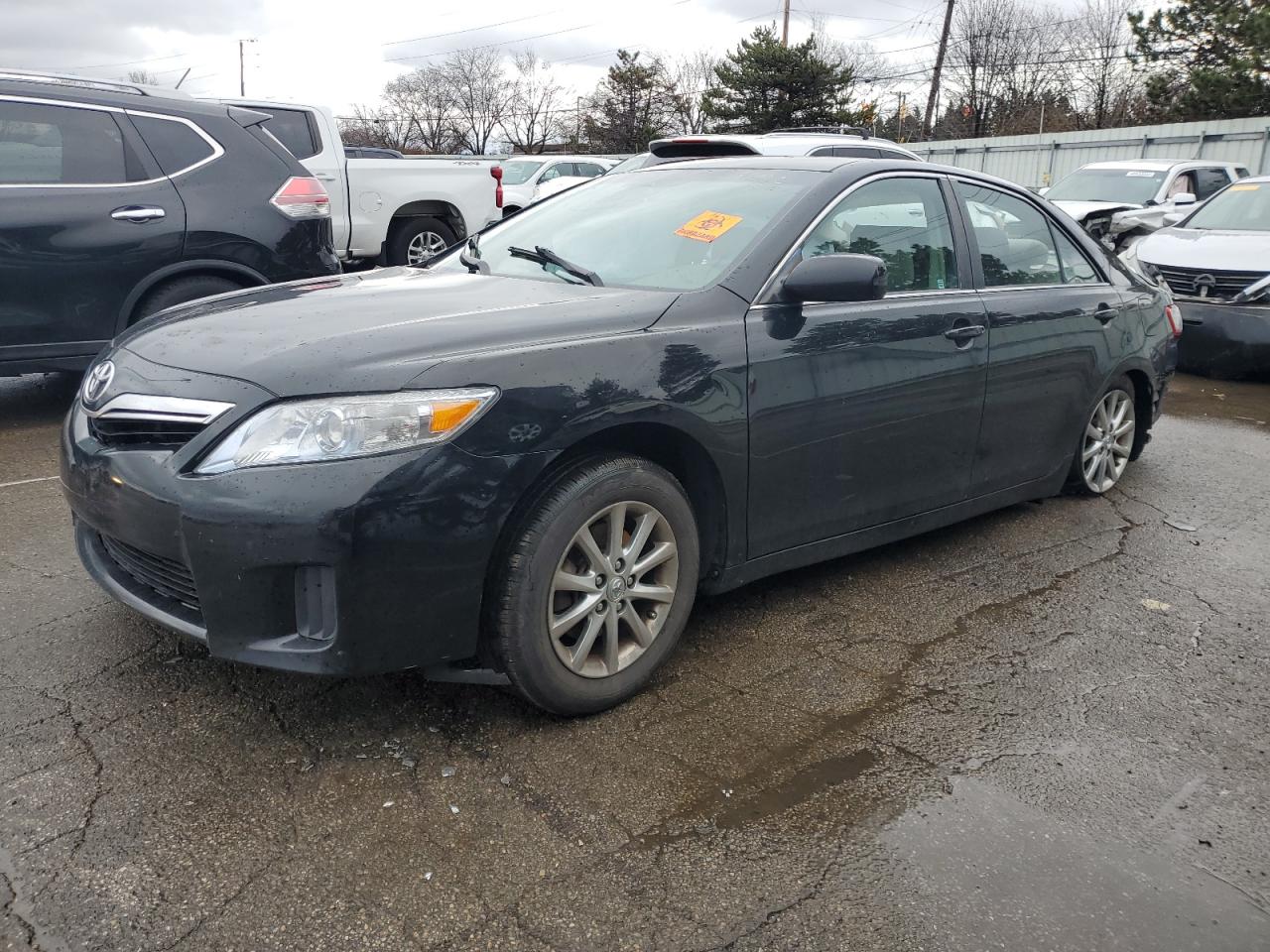 TOYOTA CAMRY HYBR 2011