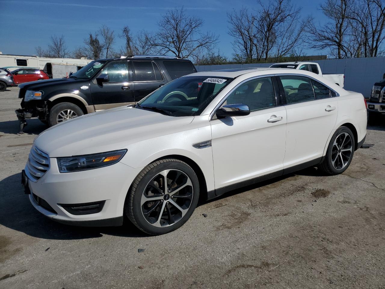 FORD TAURUS LIM 2016
