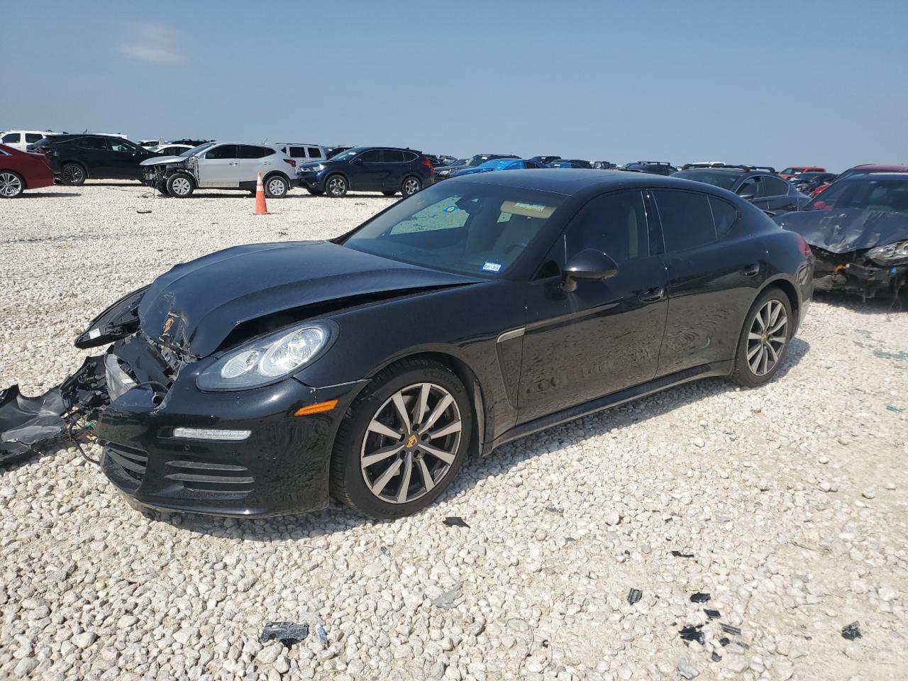 PORSCHE PANAMERA 2 2016