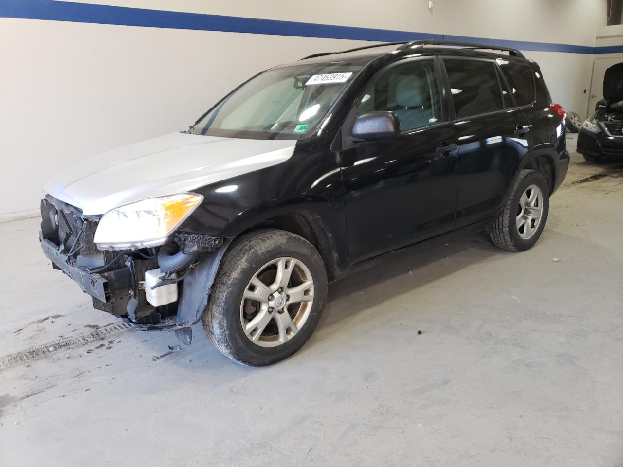 TOYOTA RAV4 2010