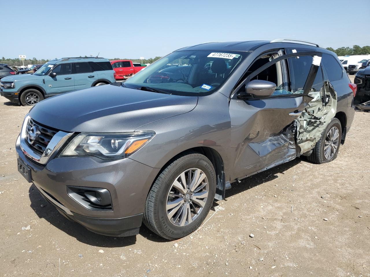 NISSAN PATHFINDER 2020
