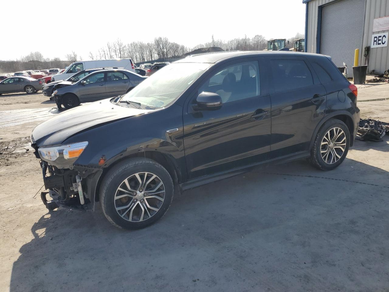 MITSUBISHI OUTLANDER 2018