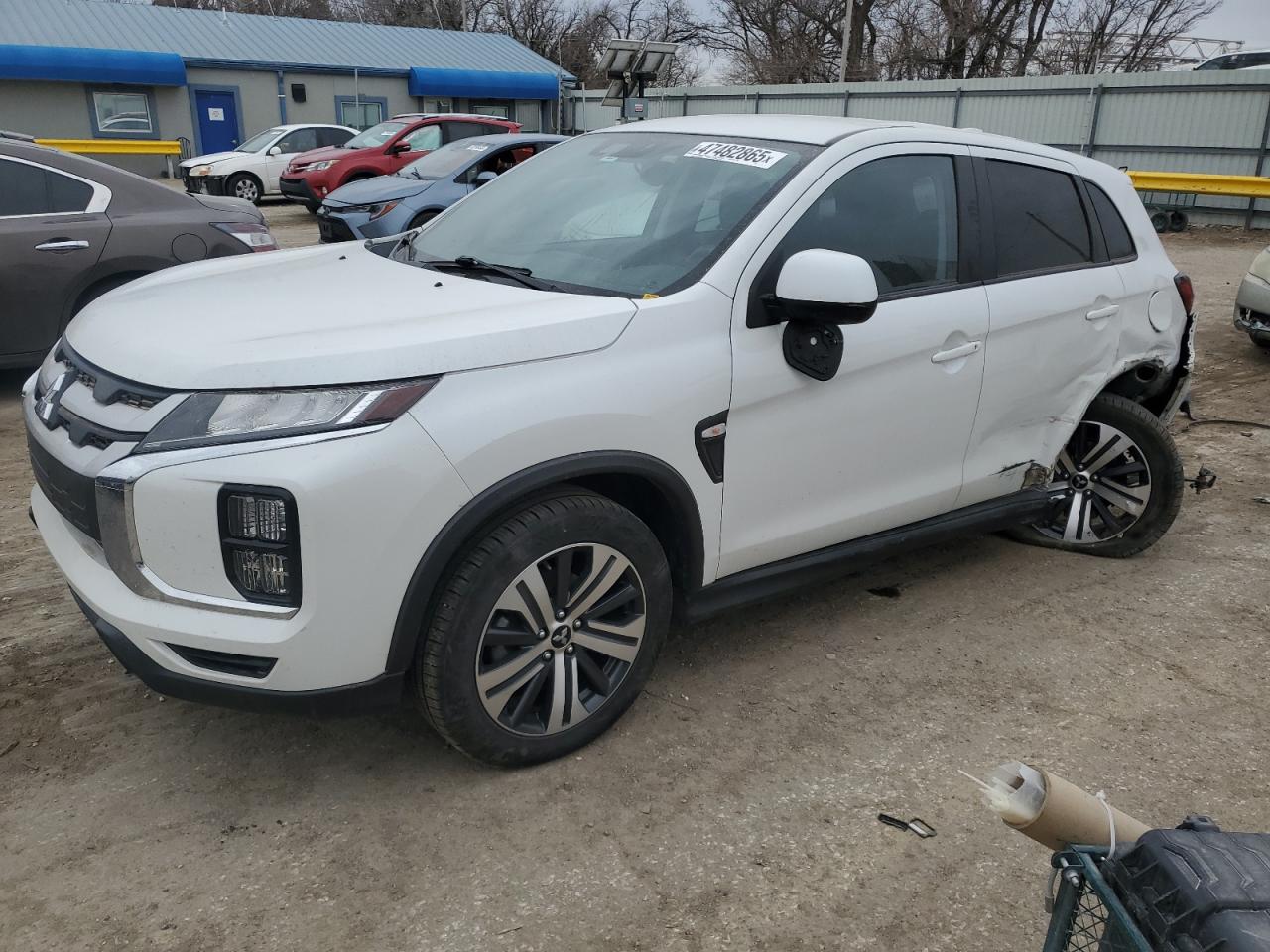 MITSUBISHI OUTLANDER 2021