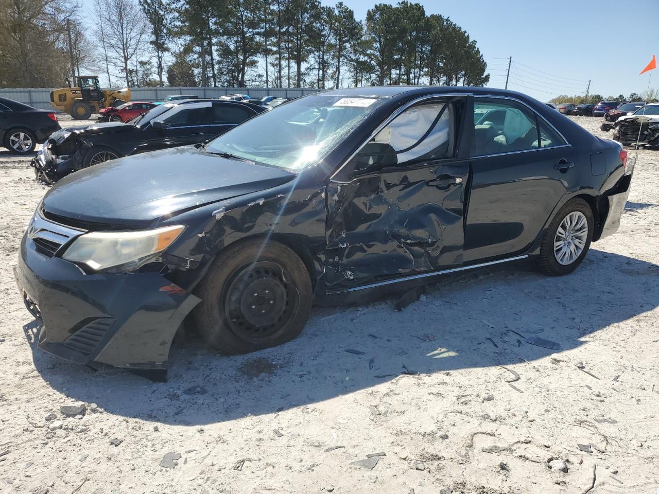 TOYOTA CAMRY L 2014