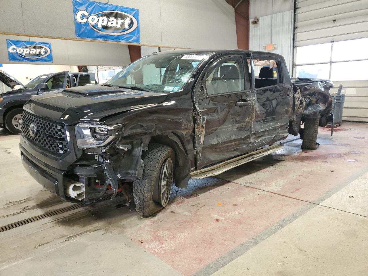 TOYOTA TUNDRA CRE 2019