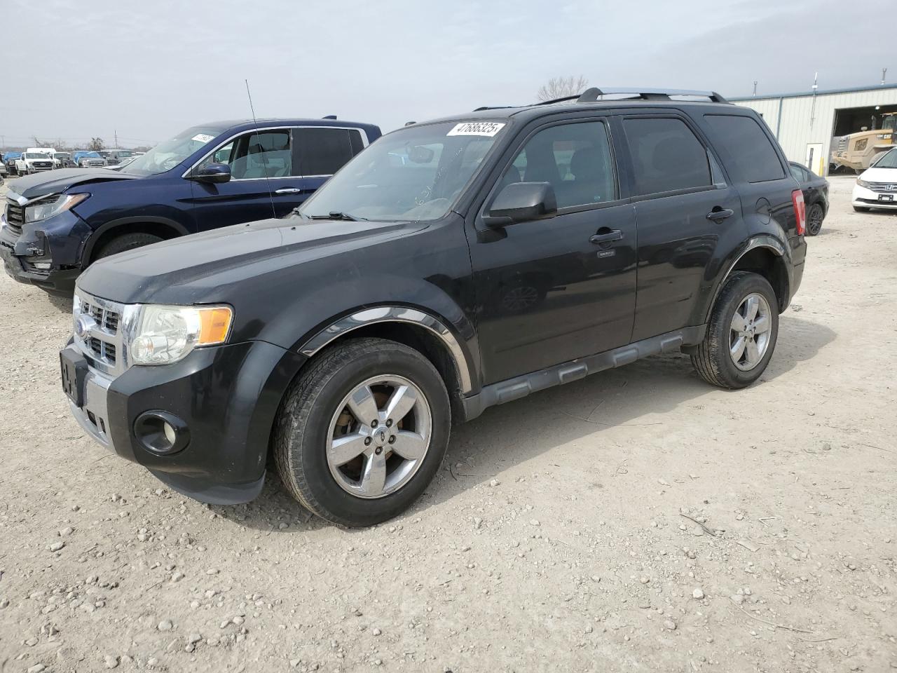 FORD ESCAPE LIM 2011
