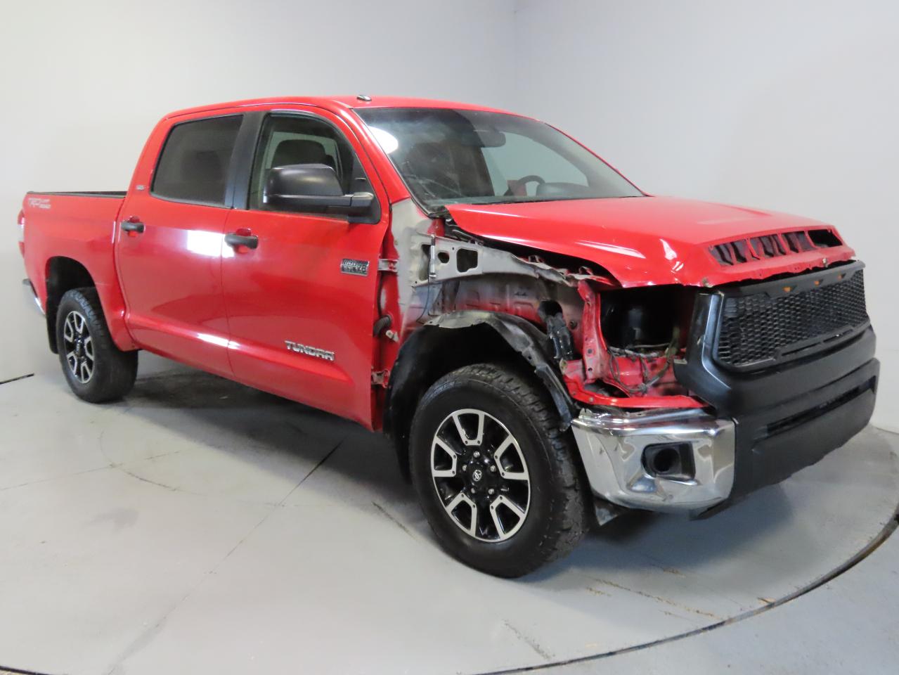 TOYOTA TUNDRA CRE 2014