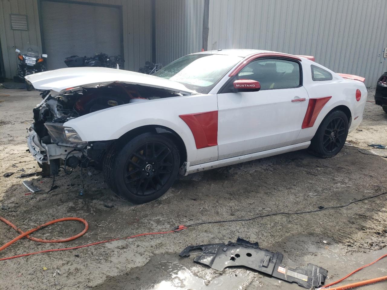FORD MUSTANG 2014