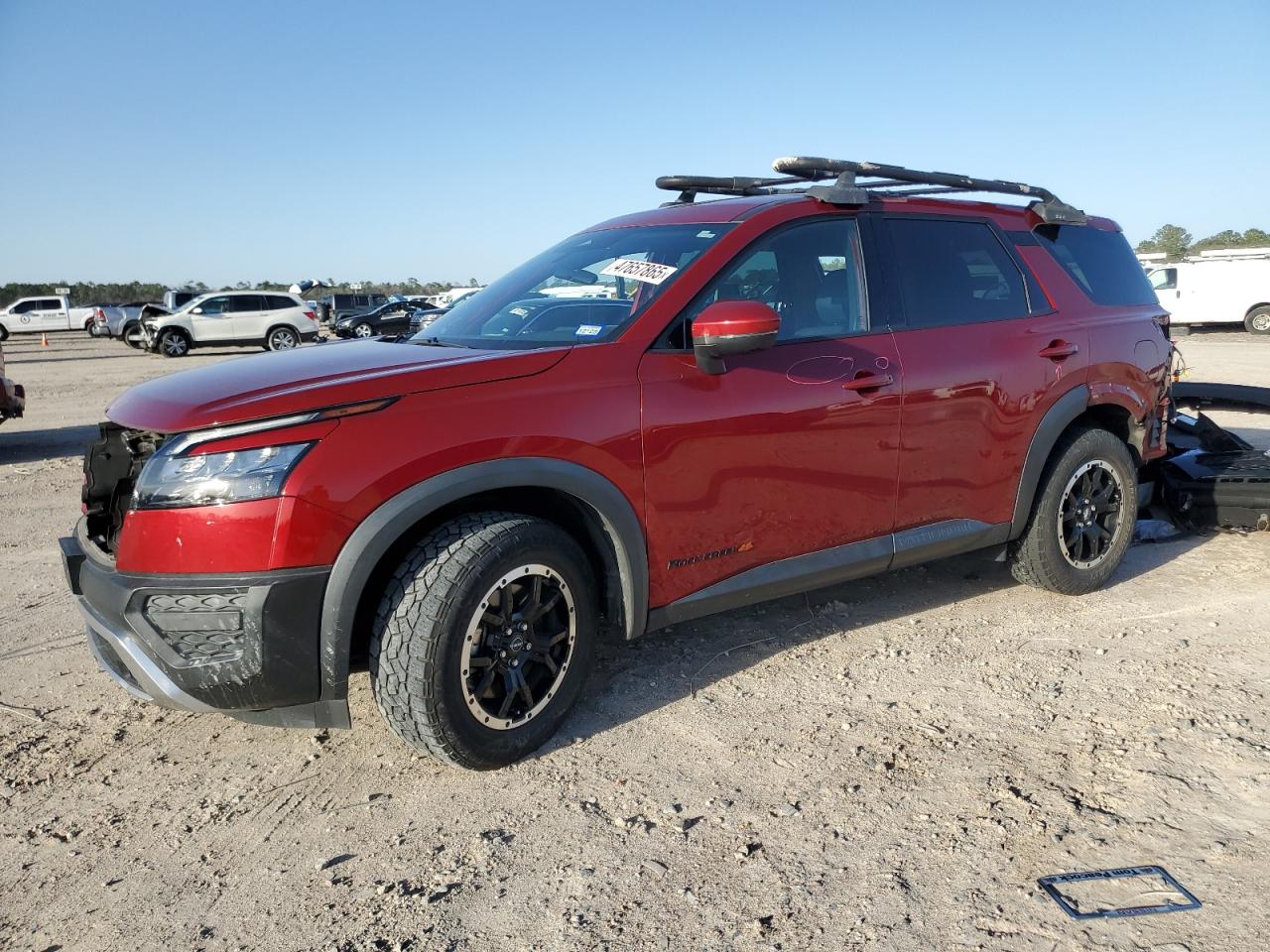 NISSAN PATHFINDER 2023
