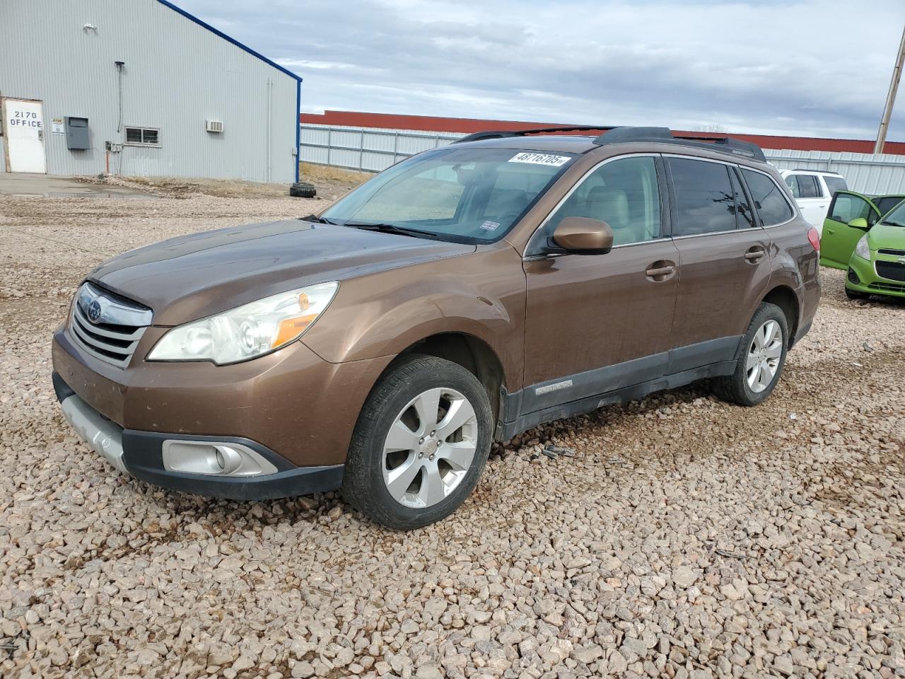 SUBARU OUTBACK 2. 2011