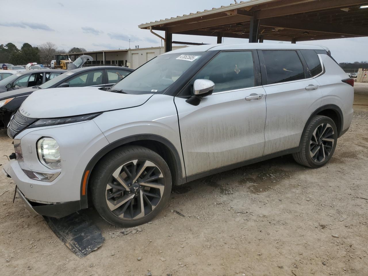 MITSUBISHI OUTLANDER 2022