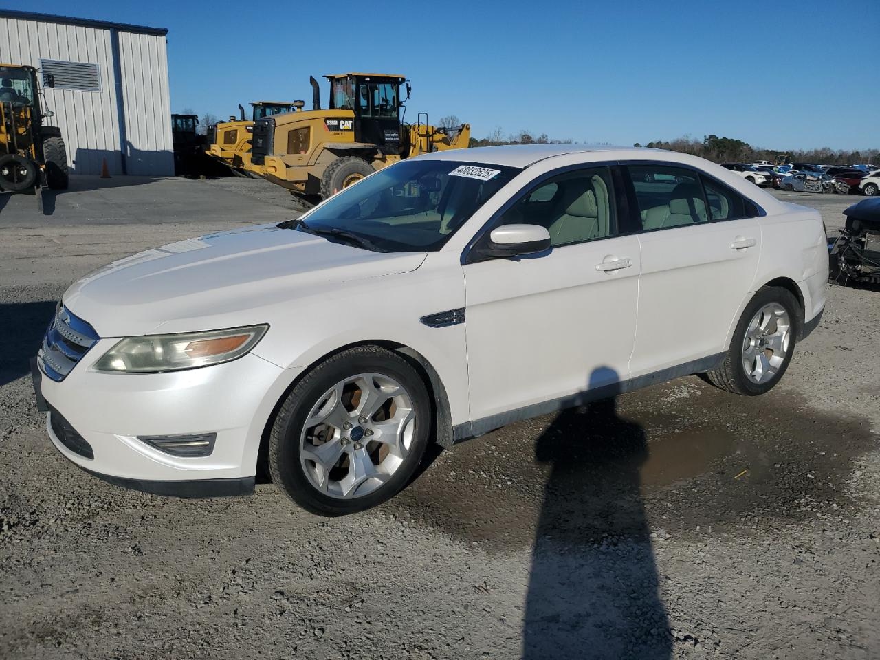 FORD TAURUS SEL 2011