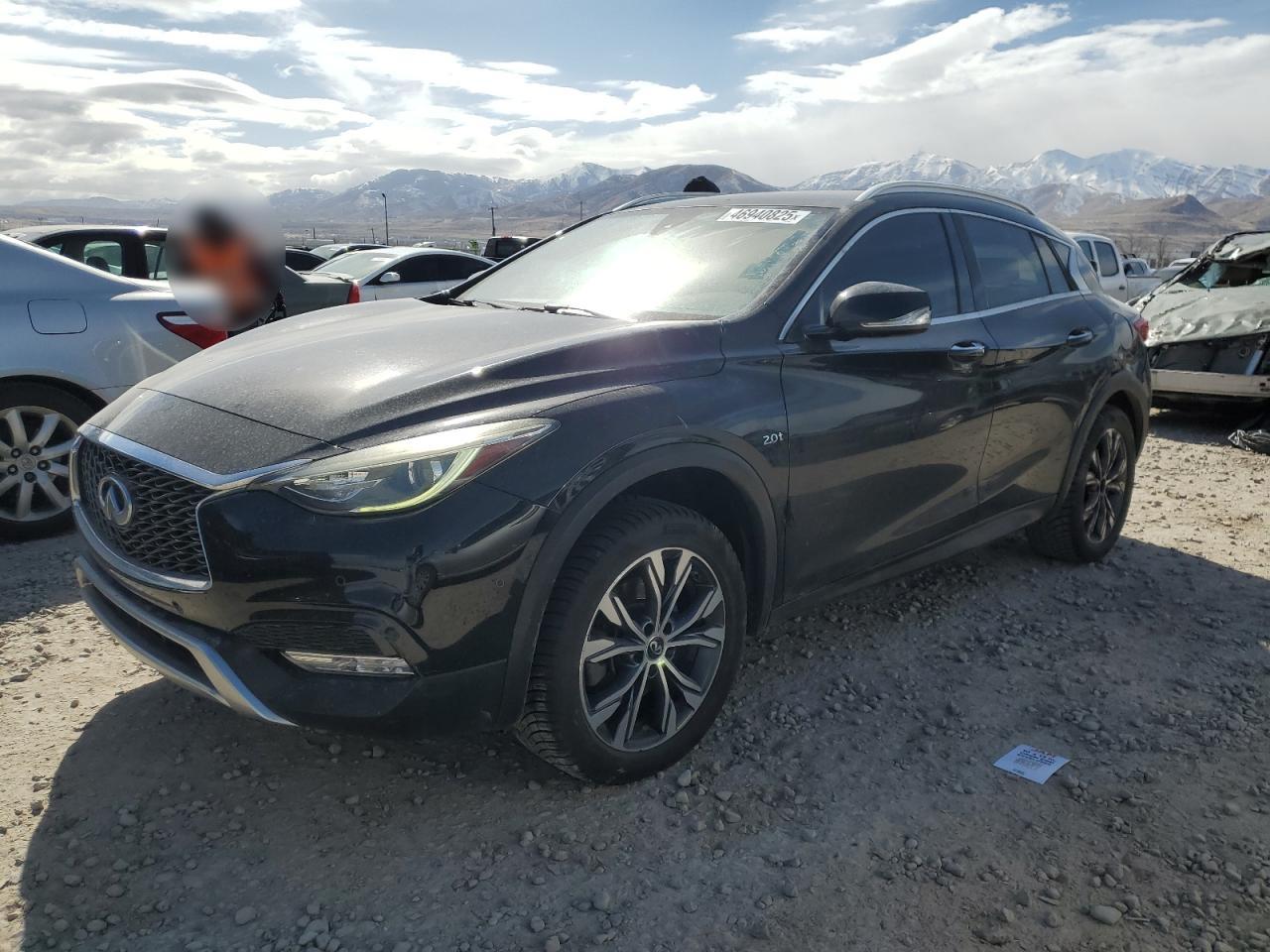 INFINITI QX30 BASE 2017