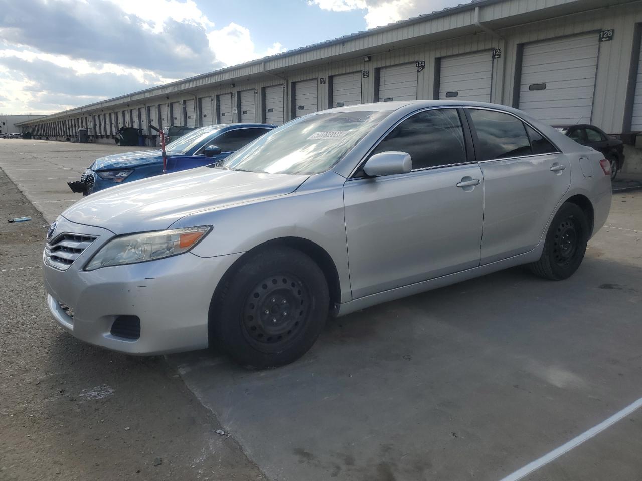 TOYOTA CAMRY BASE 2011