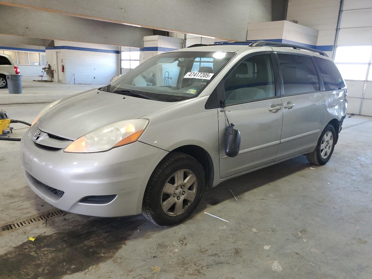 TOYOTA SIENNA CE 2008