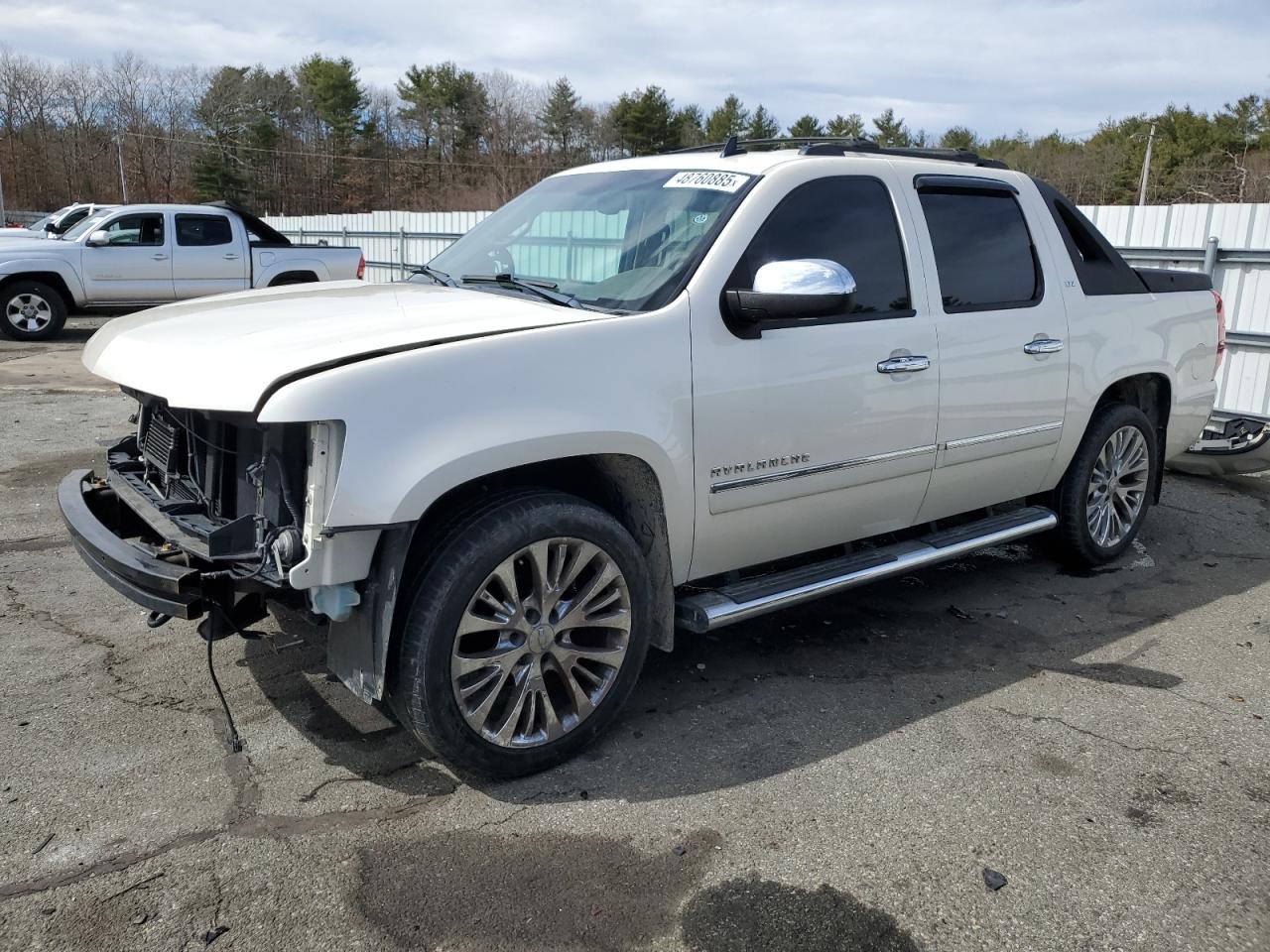 CHEVROLET AVALANCHE 2011