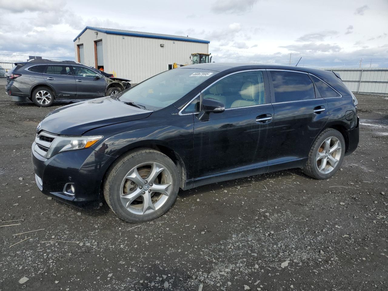 TOYOTA VENZA LE 2015