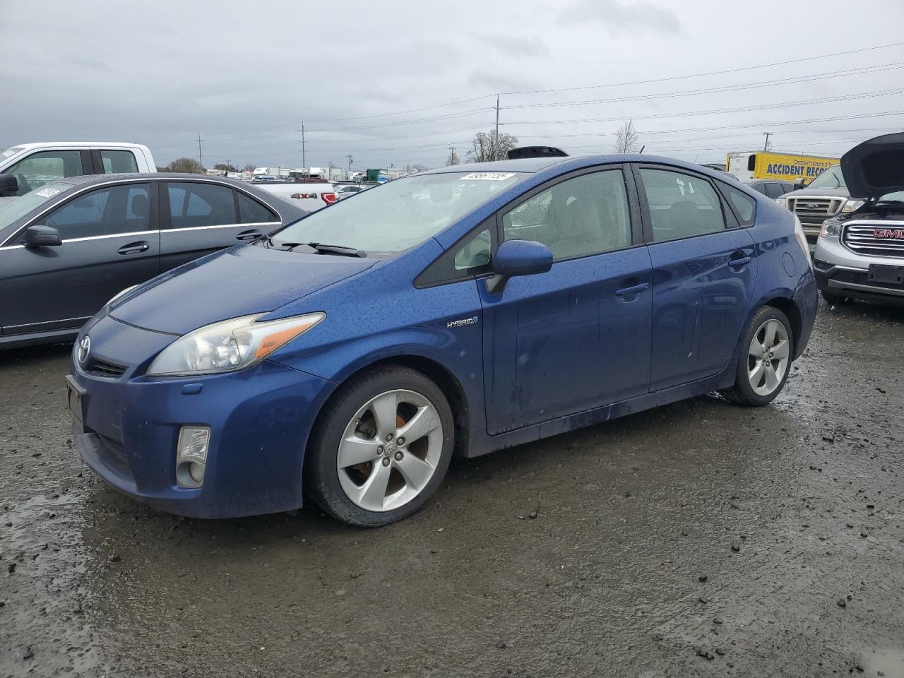 TOYOTA PRIUS 2010