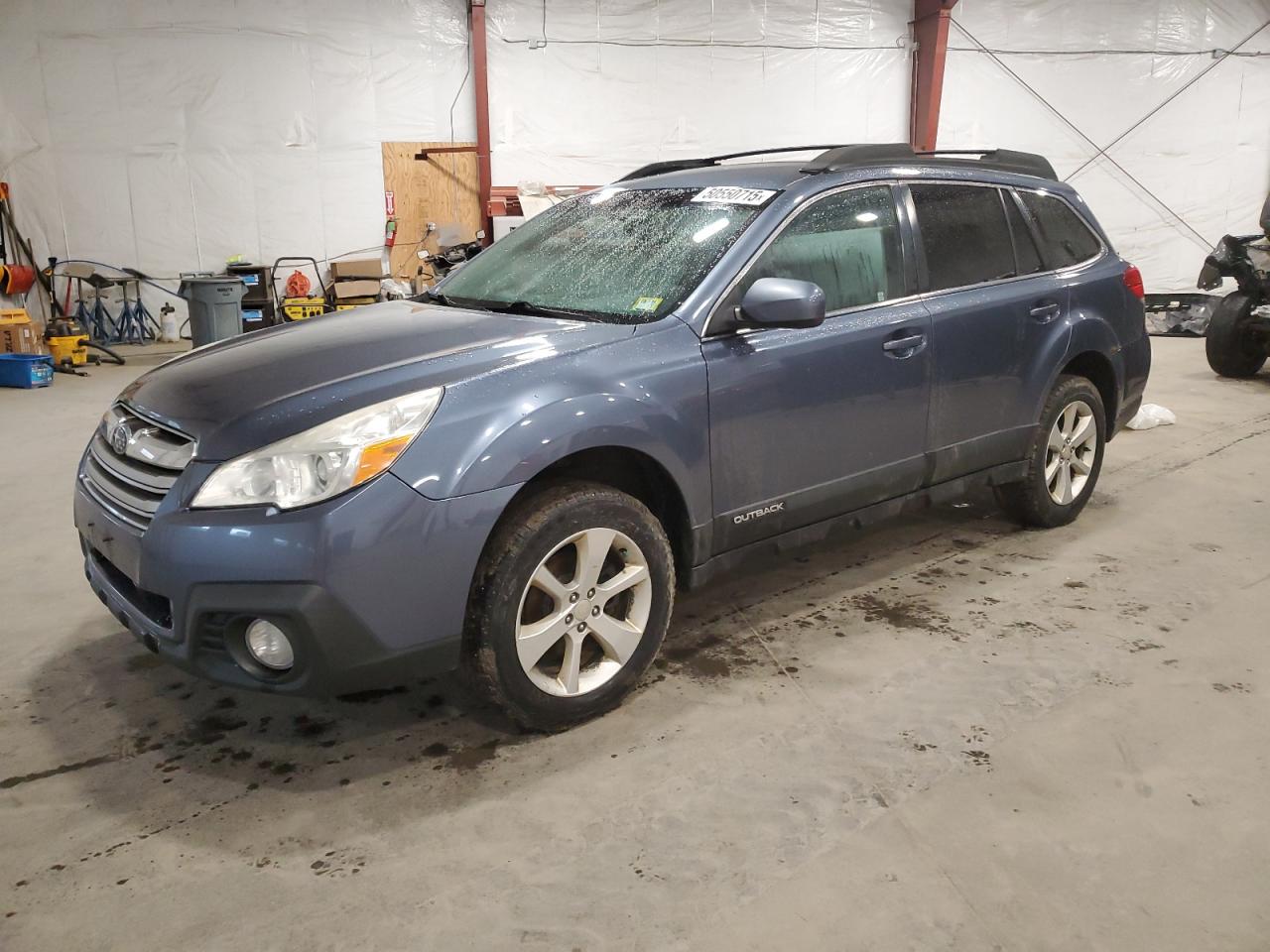 SUBARU OUTBACK 2. 2013