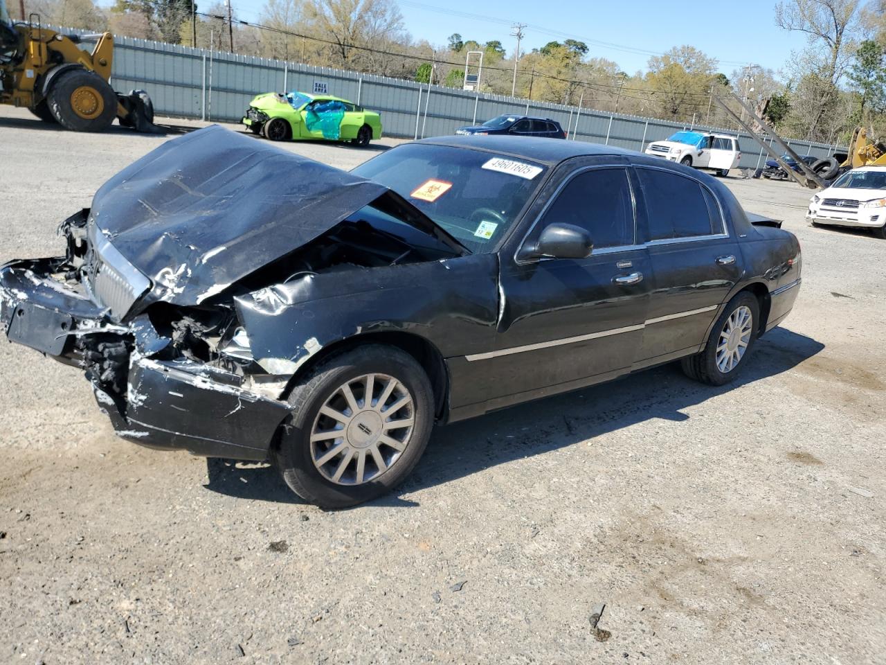 LINCOLN TOWN CAR S 2007