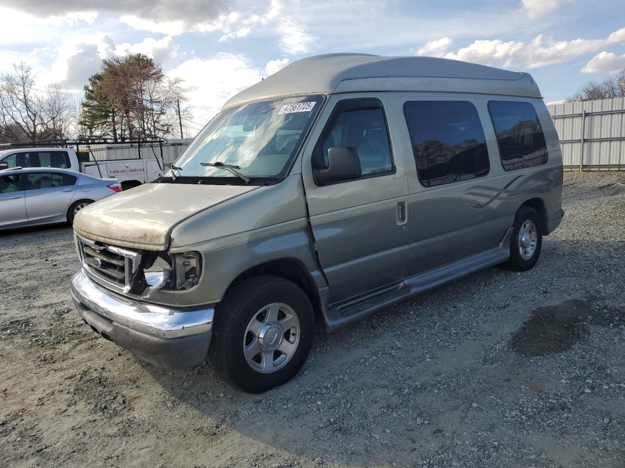 FORD ECONOLINE 2005