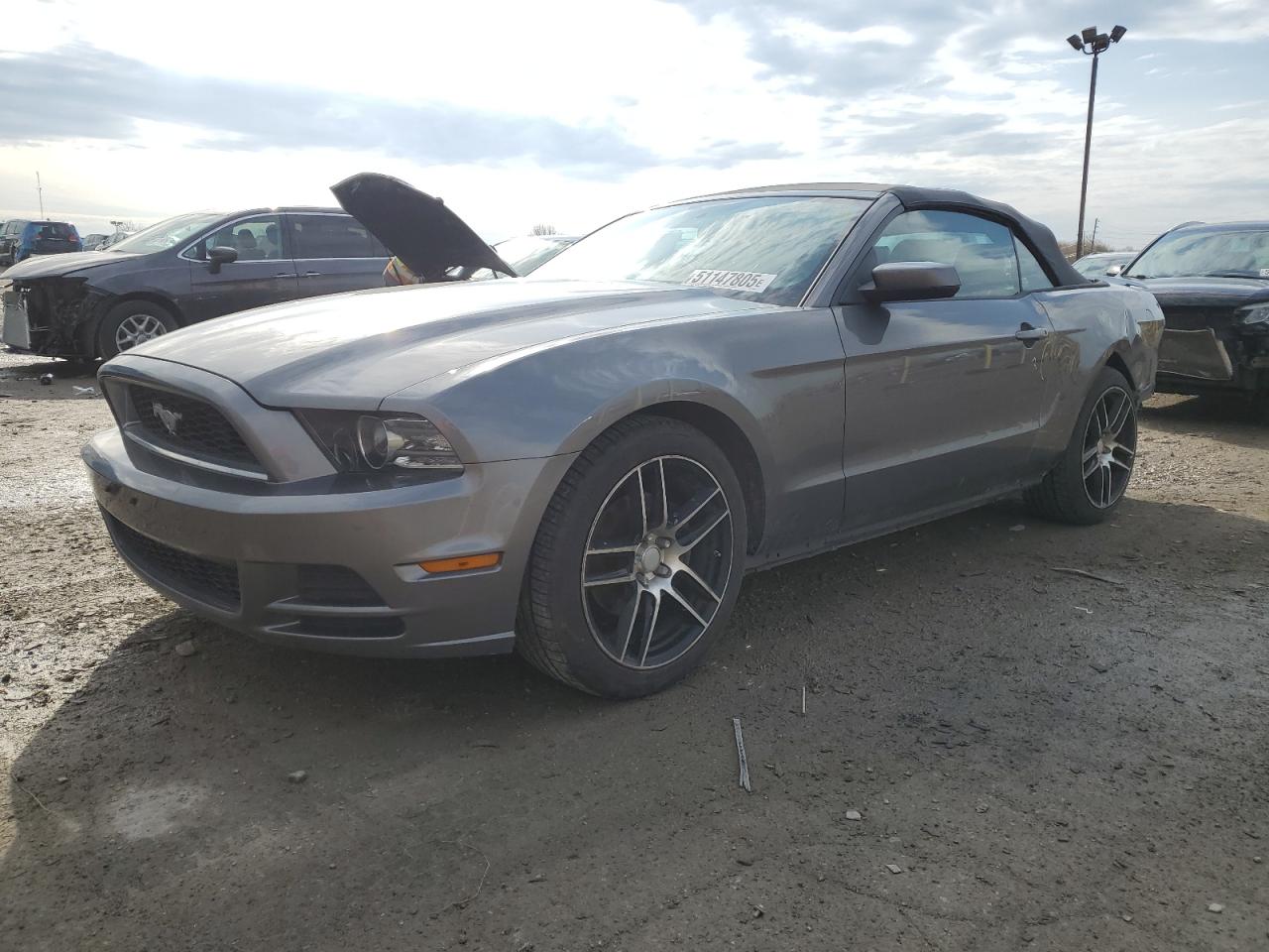 FORD MUSTANG 2013