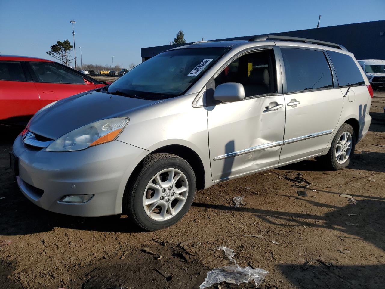 TOYOTA SIENNA XLE 2006