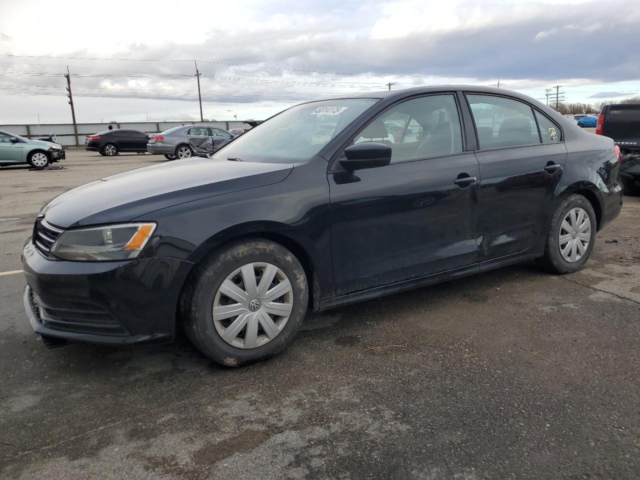 VOLKSWAGEN JETTA BASE 2015