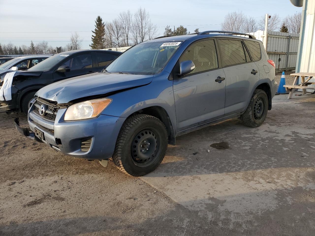 TOYOTA RAV4 2011