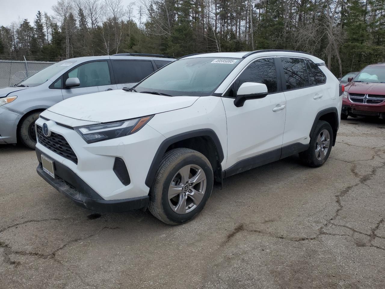 TOYOTA RAV4 XLE 2022