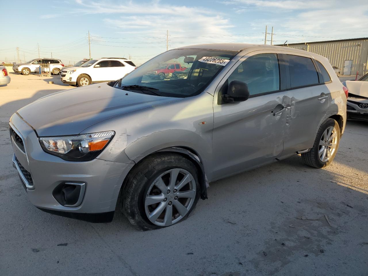 MITSUBISHI OUTLANDER 2015
