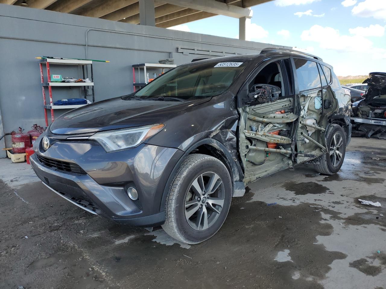 TOYOTA RAV4 ADVEN 2018
