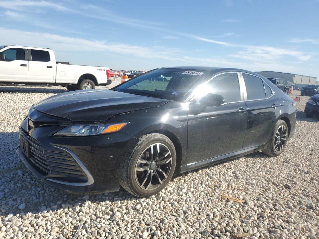 TOYOTA CAMRY LE 2023