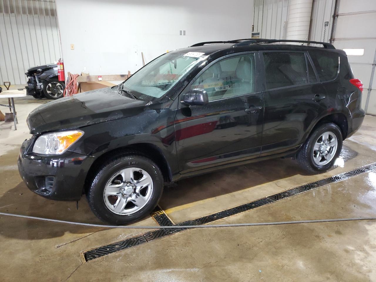 TOYOTA RAV4 2009